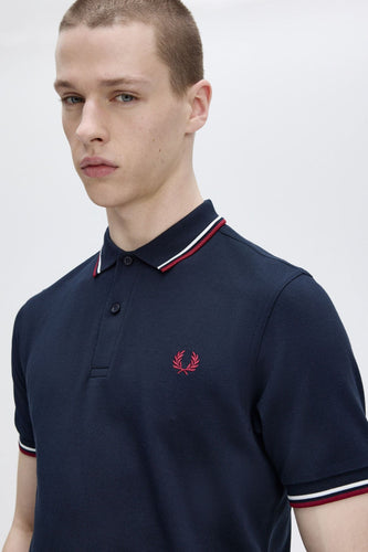 Fred Perry M3600 Navy / Snow White / Burnt Red - Supermen.dk