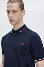 Indlæs billede til gallerivisning Fred Perry M3600 Navy / Snow White / Burnt Red - Supermen.dk
