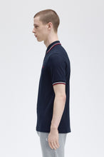 Indlæs billede til gallerivisning Fred Perry M3600 Navy / Snow White / Burnt Red - Supermen.dk
